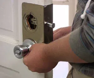 Capitol Locksmith Service North Richland Hills, TX 817-458-3308 - locksmith-12